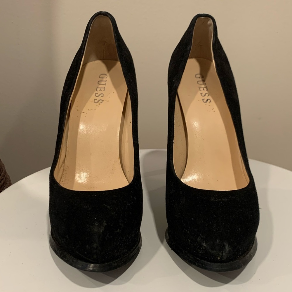 GUESS ‘Amazed’ suede pump - Picture 2 of 7